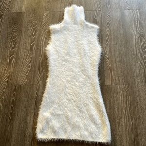 Turtleneck sleeveless dress